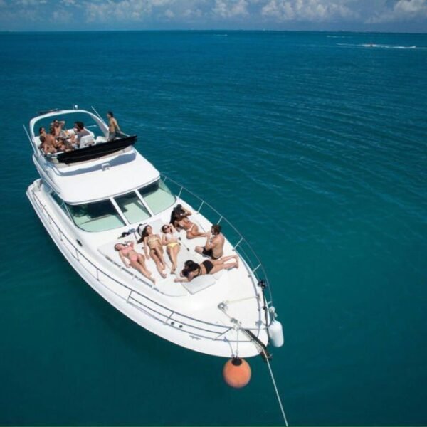 All-Inclusive Yacht Cancun