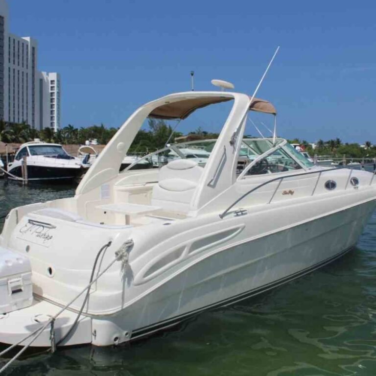 YACHT SEA RAY