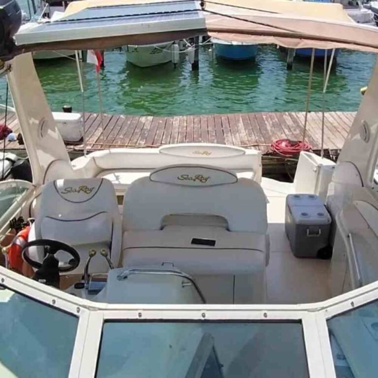 YACHT SEA RAY